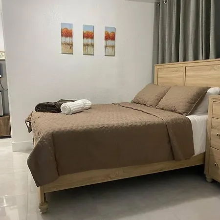 Private And Comfortable Suite Near Airport Miami
